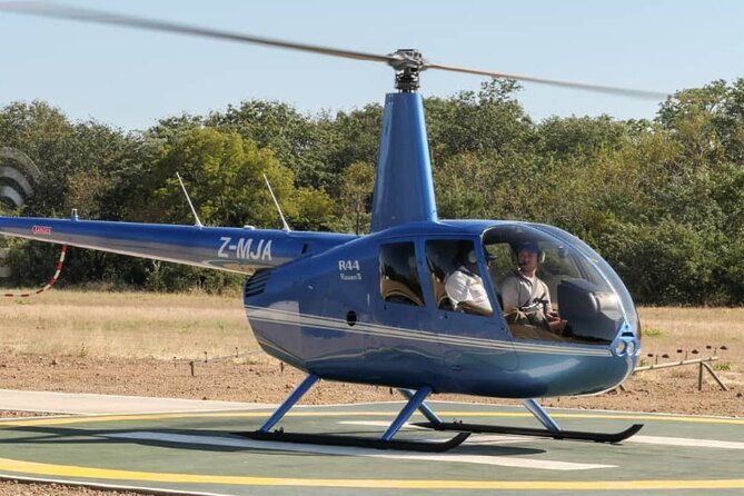 13-15 minutes Private Short Helicopter Flight - A private flight for your own group