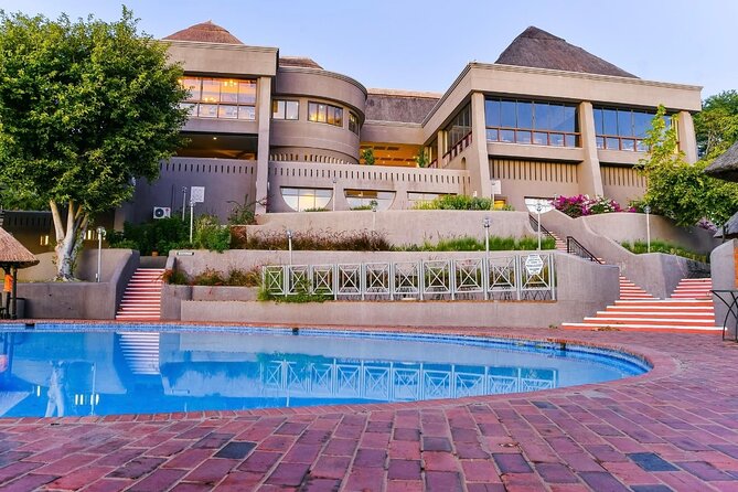 3 days 2 nights Tour of Victoria Falls with hotel package - Day 3: A simple airport transfer