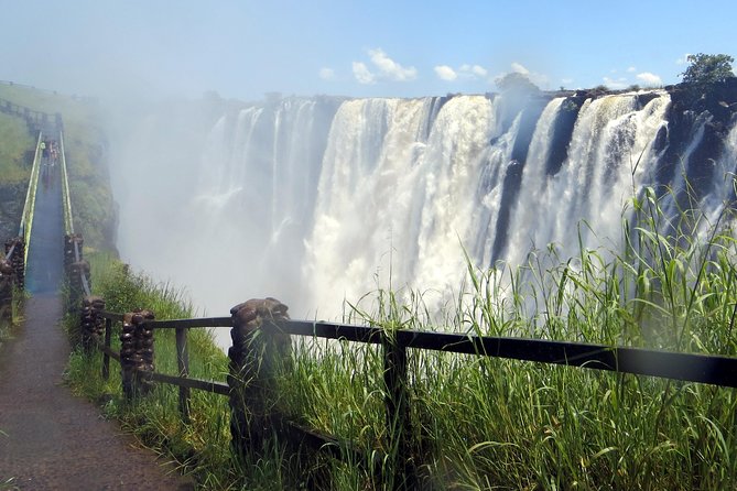 5 Day Victoria Falls and Chobe National Park Camping Tour - Day 1: Victoria Falls and the Zambezi at sunset