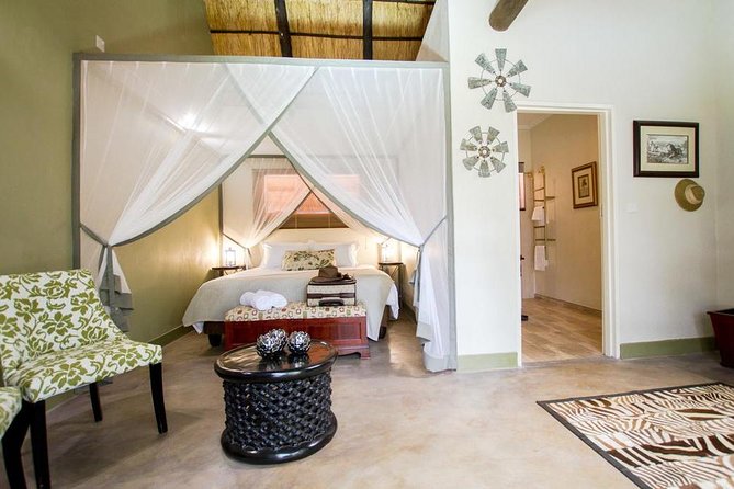 7 Day Highlights Of Botswana Overland Tour – ACCOMODATED (midrange) - Day 1: A gentle start beside the Zambezi