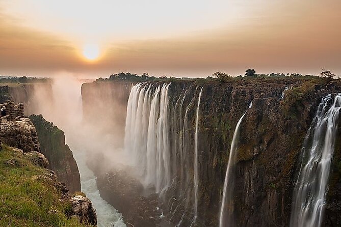 Bulawayo to Victoria Falls Transfers - The Lupane stop gives the journey a sensible rhythm