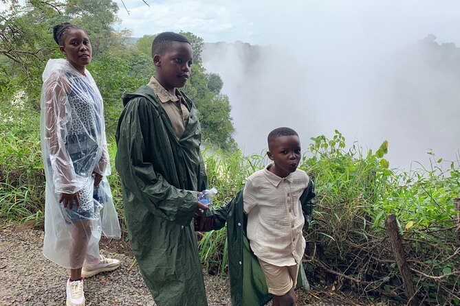 Bulawayo to Victoria Falls Transfers - The final approach to Victoria Falls gets hotter