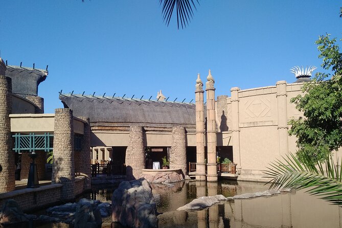 Chinotimba Township Tour in 4wd - Markets, stores, restaurants, and bars