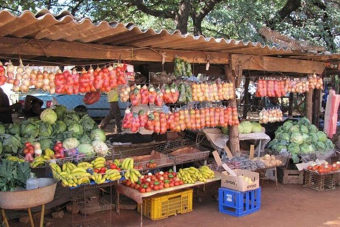 Chinotimba Township Tour (Zimbabwe) - Starting at Chinotimba Market