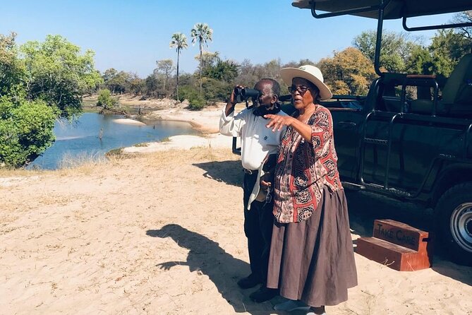 Full-Day Zimbabwe Zambezi National Park Safari & Lunch - What to confirm before the 6:00 AM pickup