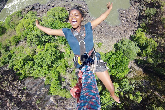 Gorge Swing (Zimbabwe) - Why the small group limit matters