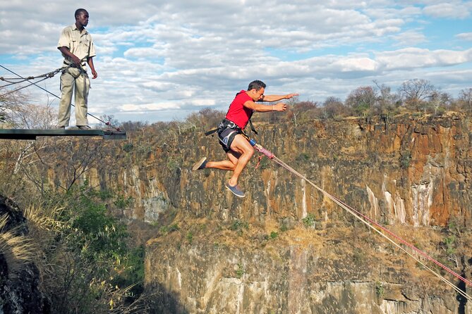 Gorge Swing (Zimbabwe) - Tandem swings and family planning