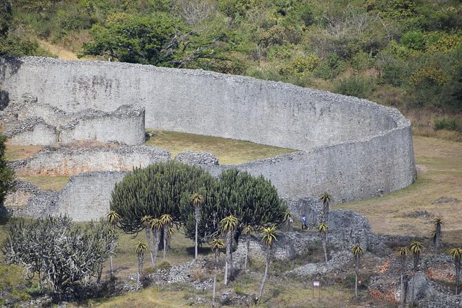 Great Zimbabwe - Great Zimbabwe at a glance