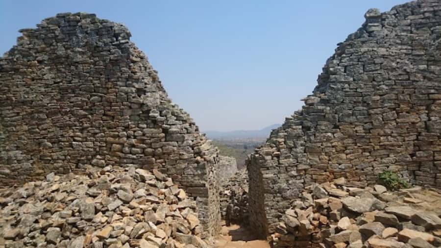 Great Zimbabwe: The World's View Historical Site !! - The Great Enclosure and its famous conical tower