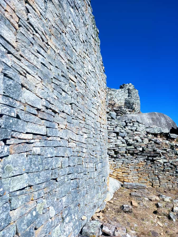 Great Zimbabwe: The World's View Historical Site !! - The four-hour drive from Harare