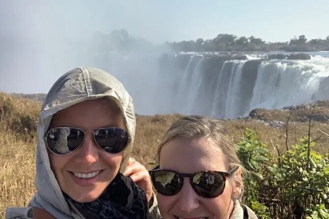 Guided Falls Tour & Zambezi River Cruise Combo - Guide quality and group size