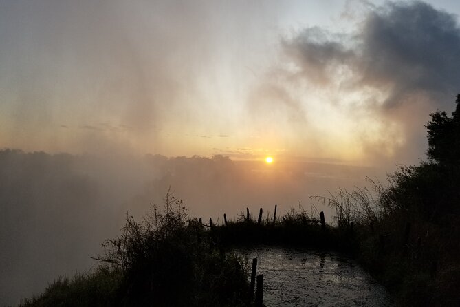 Guided Falls Tour & Zambezi River Cruise Combo - Day one: leaving the airport for the Zambezi