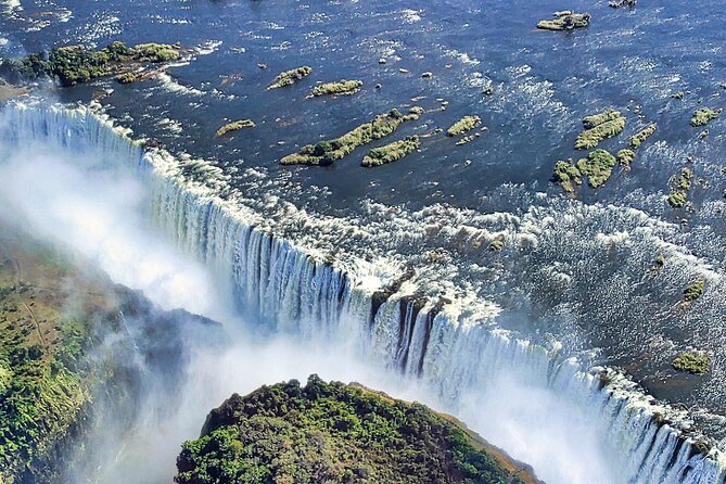 Guided Tour of the Falls (ZIM side) Wildlife Safari, by Savannah - Timing, meeting point, and group size