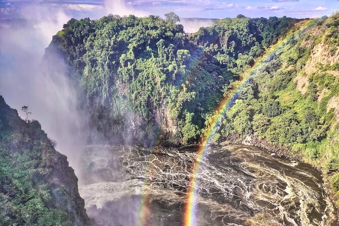 Guided Tour of the Falls (ZIM side) Wildlife Safari, by Savannah - How to get the most from the bush and falls combination