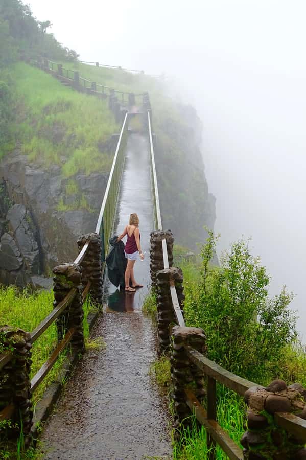 GUIDED TOUR OF THE VICTORIA FALLS ON THE ZAMBIAN SIDE - Key points to know before booking
