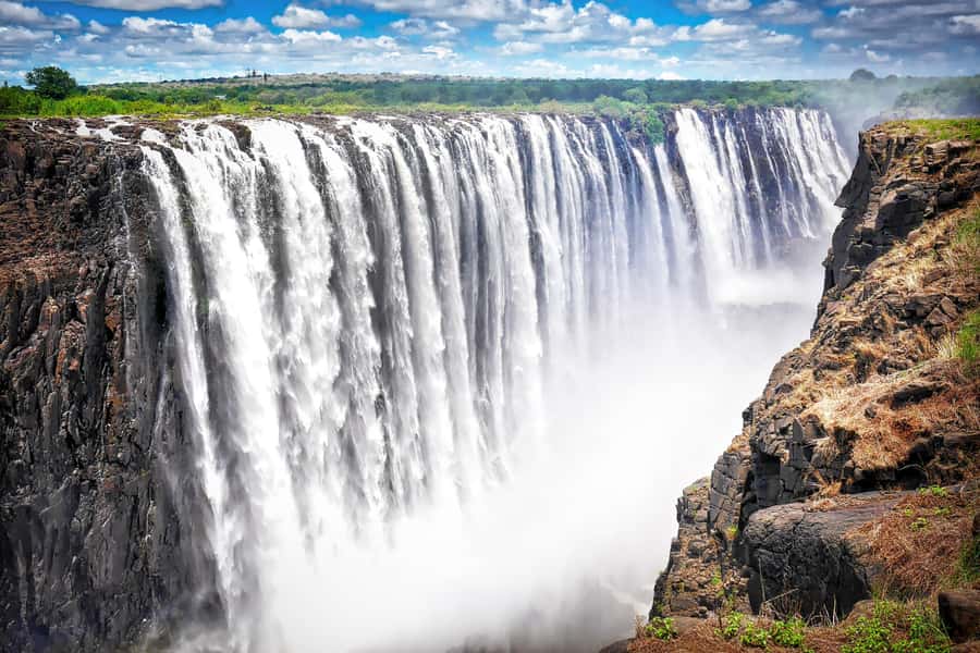 GUIDED TOUR OF THE VICTORIA FALLS ON THE ZAMBIAN SIDE - Knife Edge Bridge, Danger Point, and the Boiling Pot