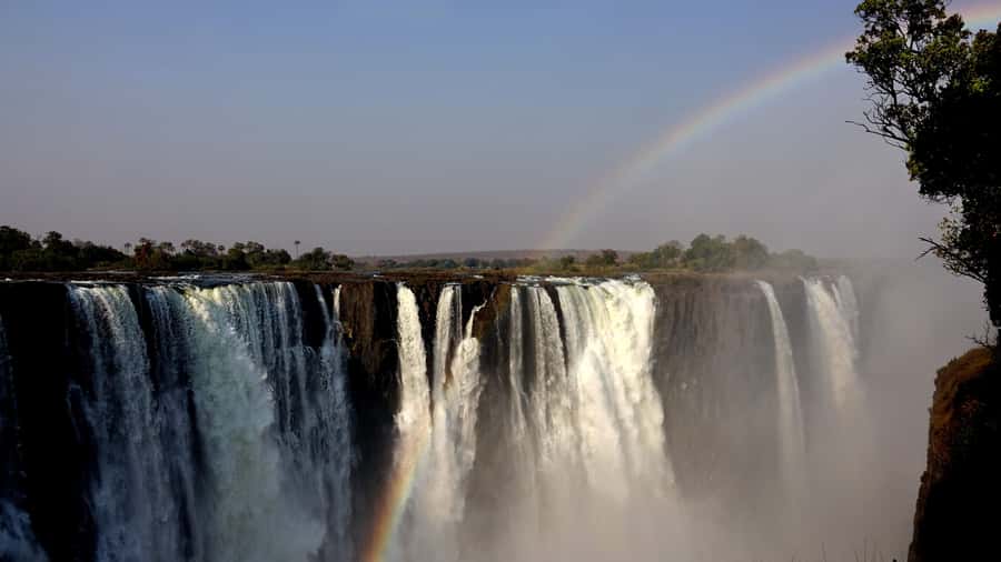 GUIDED TOUR OF THE VICTORIA FALLS ON THE ZAMBIAN SIDE - What the $75 price really covers