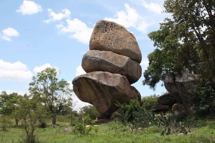 HARARE CITY TOUR ADVENTURES !! - Mbare, Harare’s everyday pulse