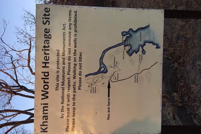 Khami Ruins Day Trip - The Vlei, Monolith, and Passage platforms