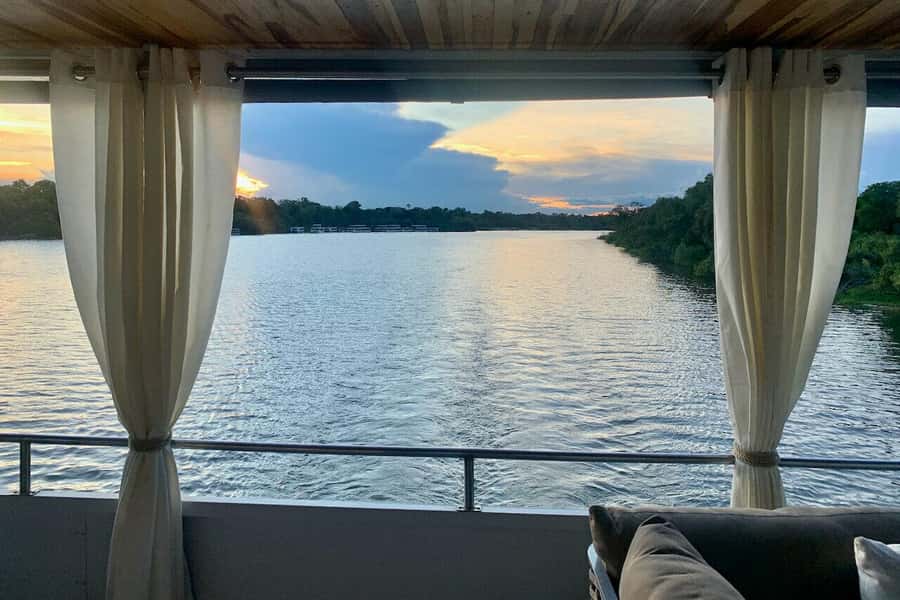 Luxury Cruise : Sunset Boat Cruise on The Zambezi Explorer - How the $93 price compares with the experience