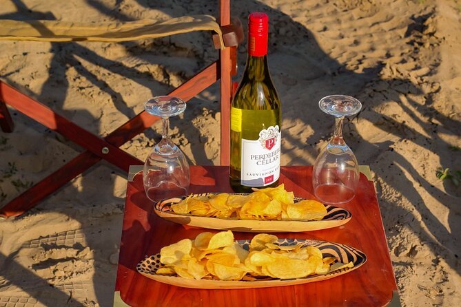 Prime Safari Game Drive with Gin Tonic and Amarula break - The first briefing sets the tone