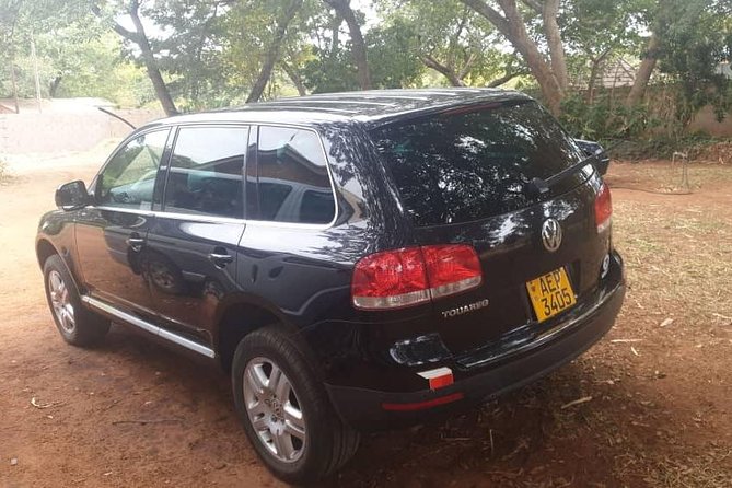 Private Victoria Falls Airport Transfer - Meeting your driver at Victoria Falls Airport