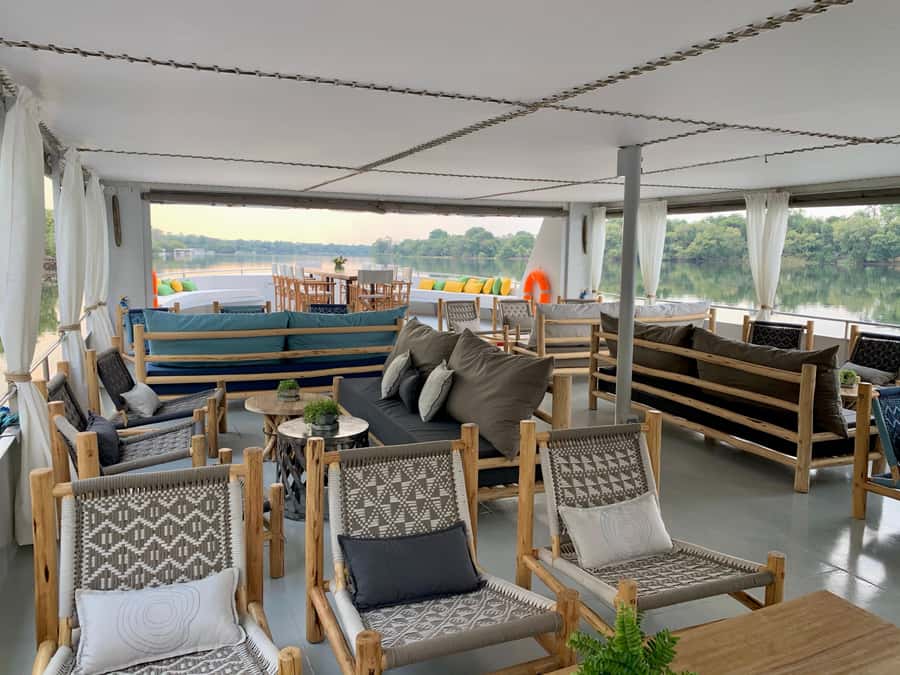 Victoria Falls: 2-Hour Luxury Zambezi River Sunset Cruise - Hotel pickup and the trip to the waterfront