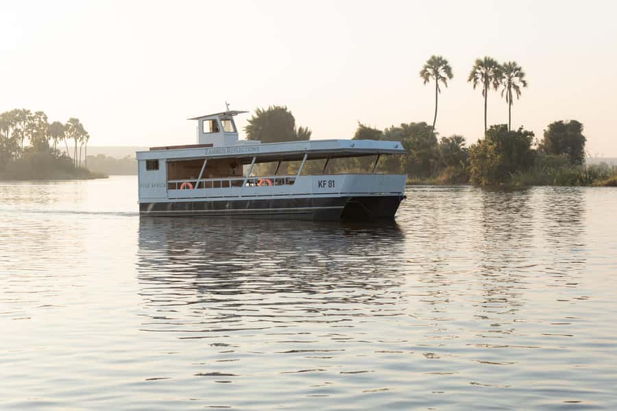 Victoria Falls: 2-Hour Zambezi River Lunch Cruise - Drinks, African wine, and full service onboard