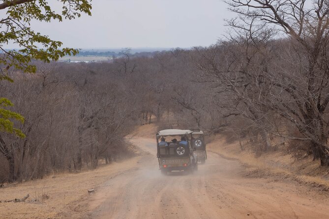 Victoria Falls Airport Transfer to Vic Falls Town, Hotel, Lodge - The 25-minute ride into Victoria Falls town