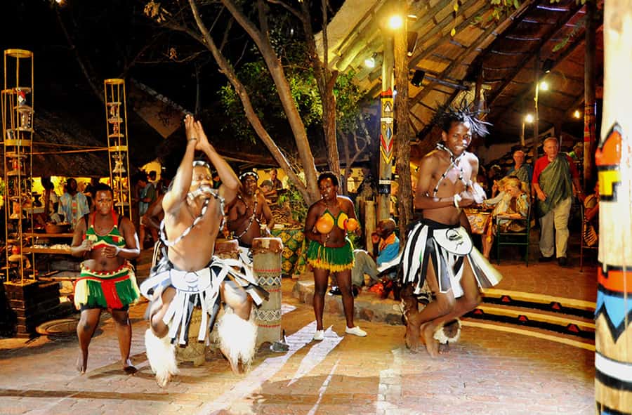 Victoria Falls: Boma Dinner and Drum Show - A four-course meal with local choices