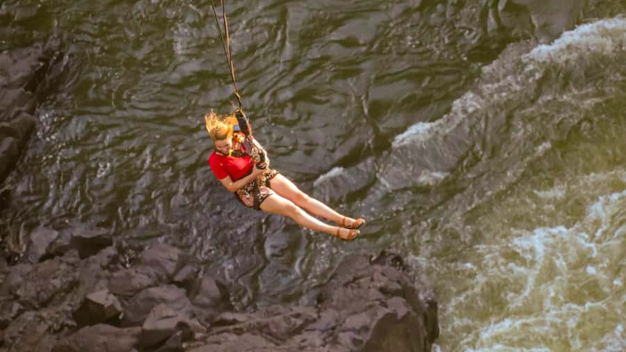 Victoria Falls: Bridge Swing - Choosing forward, backward, or tandem