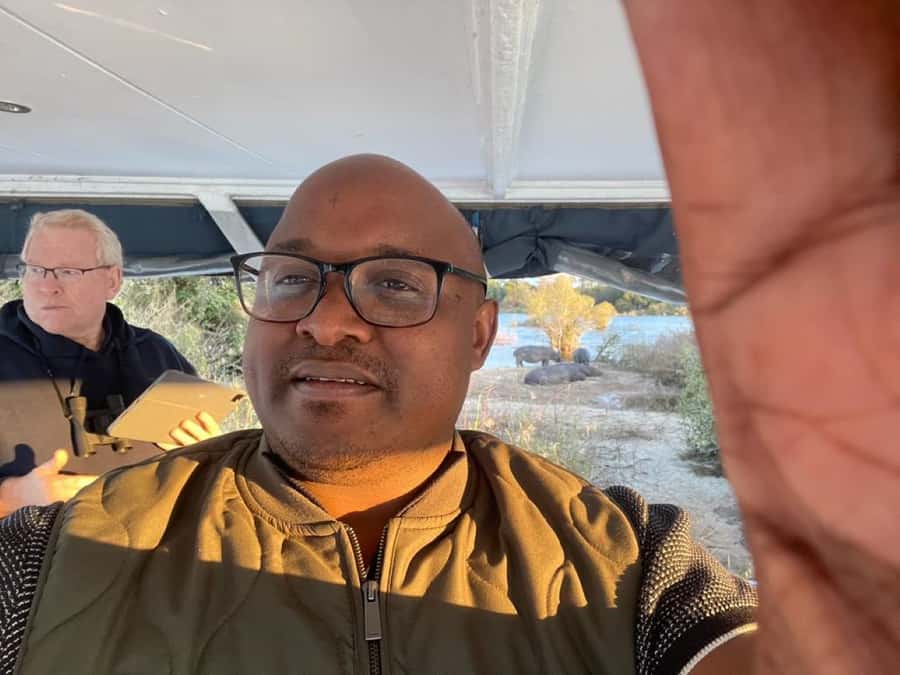 Victoria Falls Full Day Experience - Sunset on the Zambezi, with snacks and drinks