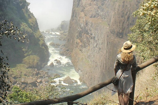 Victoria Falls Guided Tour (All Inclusive) - What the guide adds to the waterfall itself