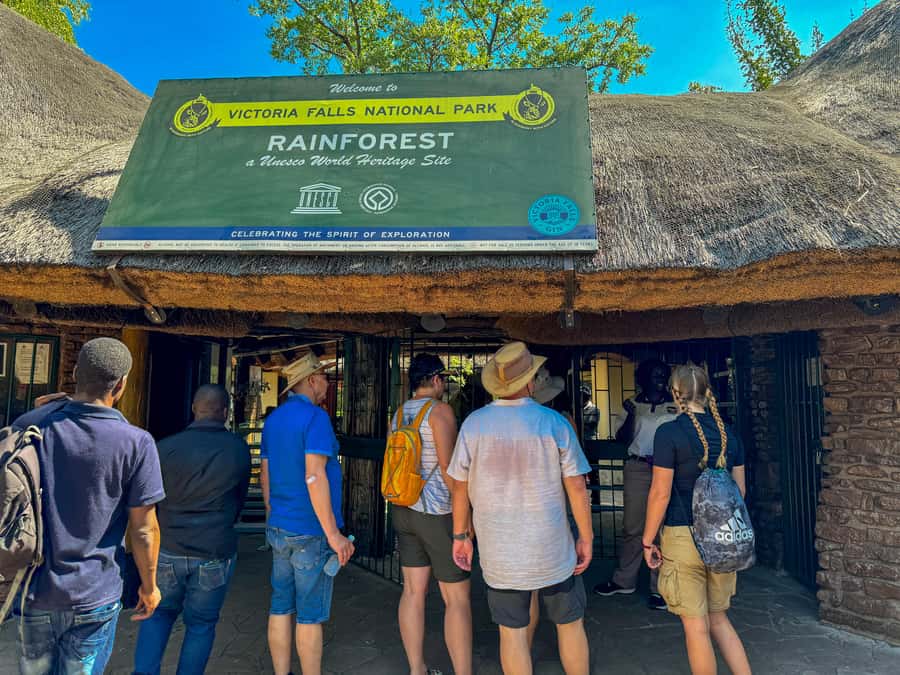 Victoria Falls: Guided Tour of the Victoria Falls - Key points to know before you go