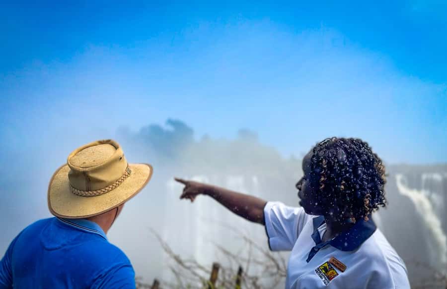 Victoria Falls: Guided Tour of the Victoria Falls - Entering Victoria Falls National Park