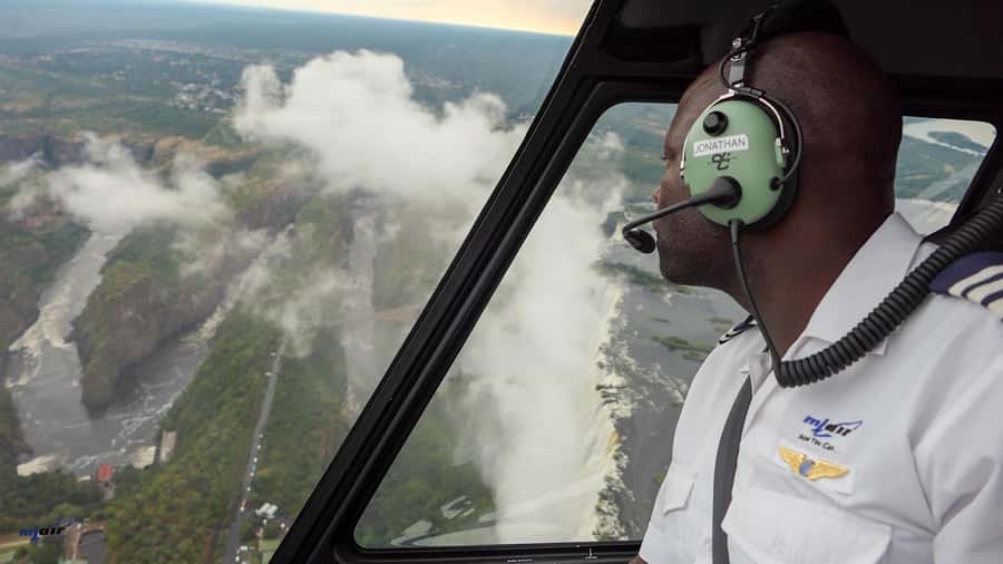 Victoria Falls: Helicopter Tour with Hotel Pickup - Choosing 15 minutes or 25 minutes