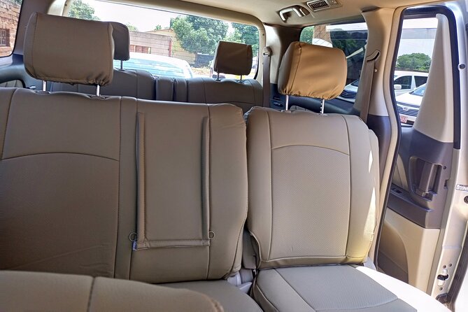 Victoria Falls International Airport Transfers - The airport meeting point and first few minutes