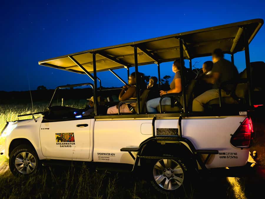 Victoria Falls: Night Game Drive Zambezi National Park - Dinner beneath the African sky