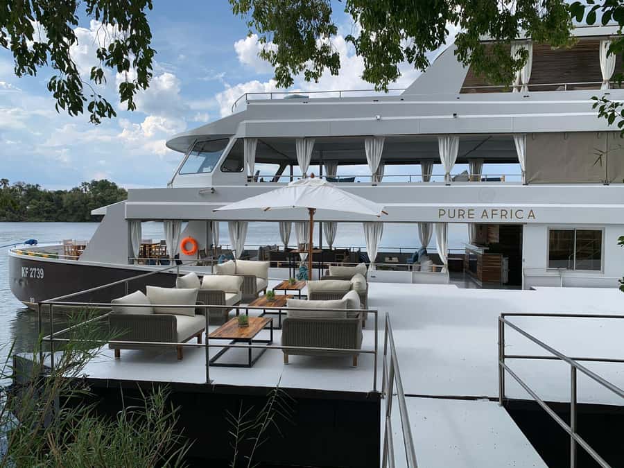 Victoria Falls: Sunset Cruise and Dinner at The Eatery - Dinner at The Eatery by the river