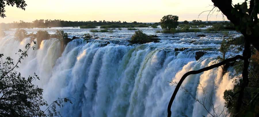 Victoria Falls Town: Victoria Falls Guided Sunrise Tour - Key points before you book