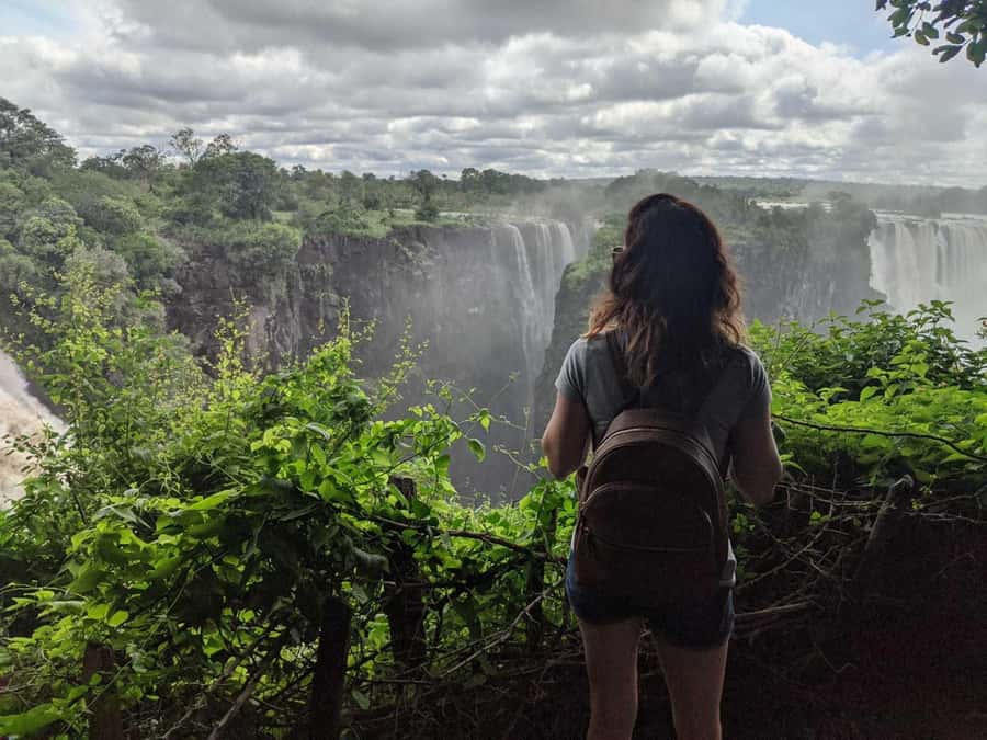 Victoria Falls Town: Victoria Falls Guided Sunrise Tour - Photo stops and the rainbow question