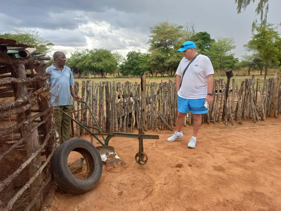 Victoria Falls: Village Life Experience - How to make the visit respectful and useful