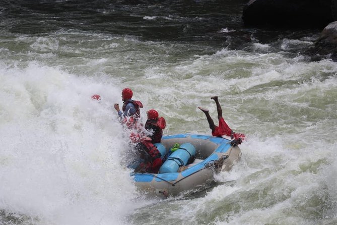 White Water Rafting in Zimbabwe - Lunch, drinks, and the end of the route