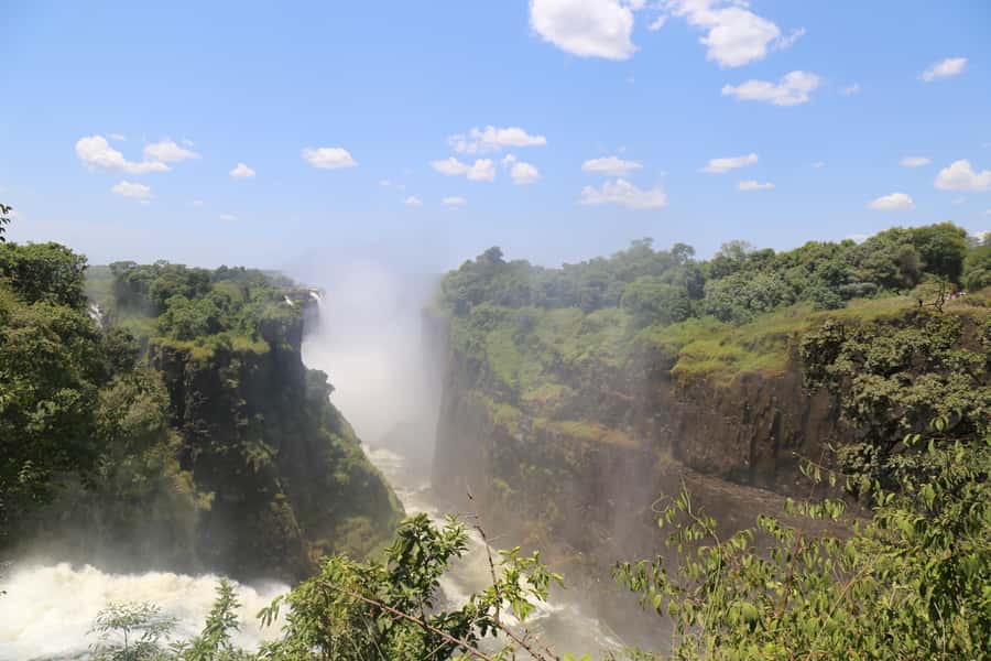 Zimbabwe & Zambia side Private Guided Tour of the Falls - Spray, rainbows, and the camera problem