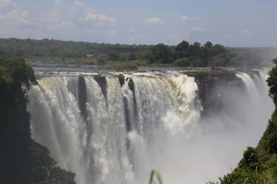 Zimbabwe & Zambia side Private Guided Tour of the Falls - The Zimbabwe rainforest walk and its many viewpoints